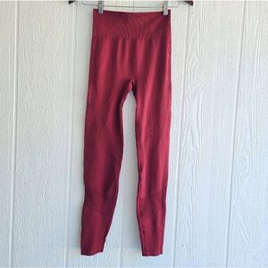 VS PINK burgundy Hugh rise leggings